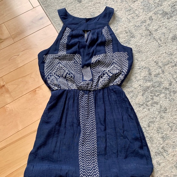 Halter Maxi Dress XS (US4) - Picture 5 of 10